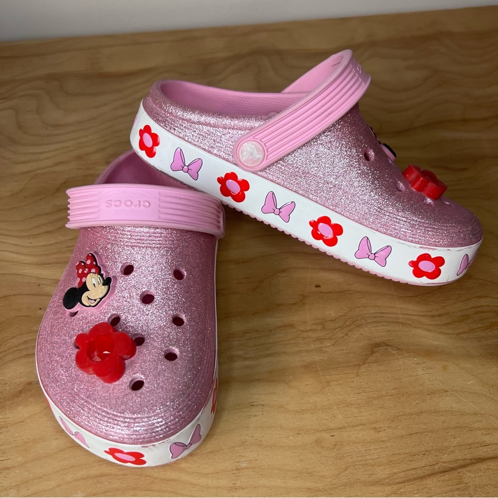 Crocs Disney Minnie Mouse Pink Glittery Clogs